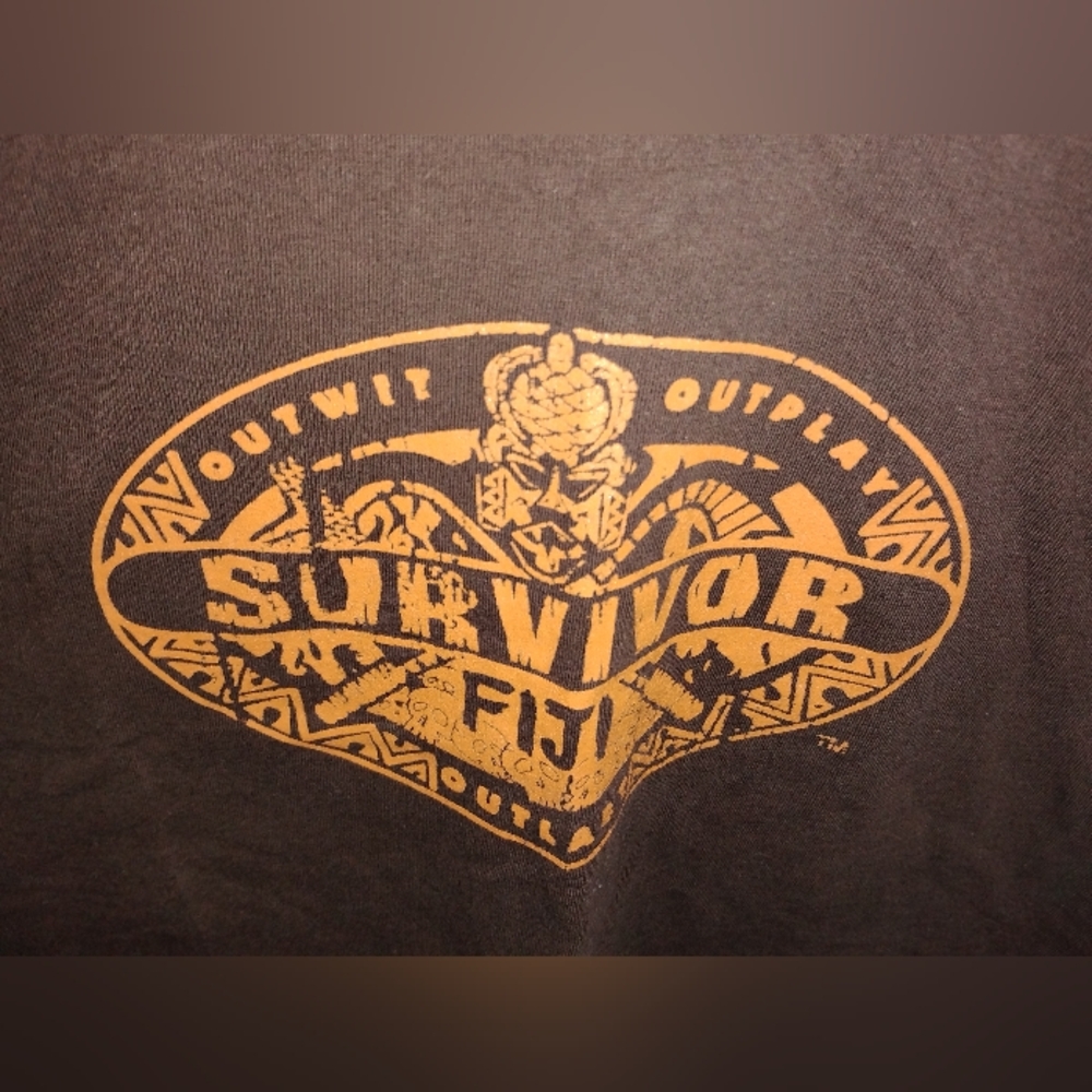 Vintage 2001 Survivor Fiji Logo Tee in Brown and Orange - Size: XL